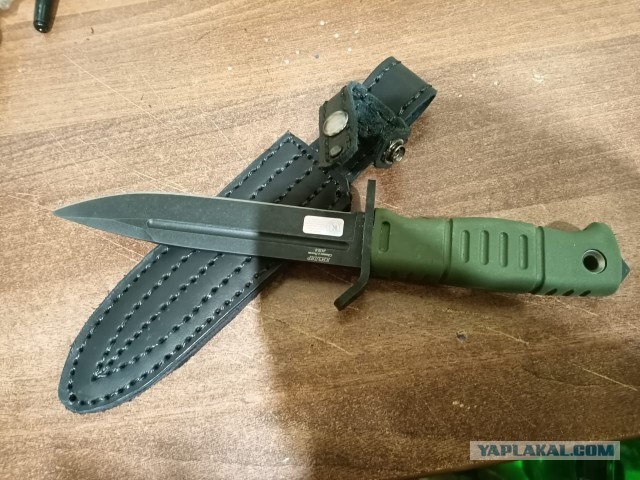 Кто как скрытно носит ножи?