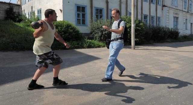 Скоро буду подглядывать в окна за женщинами в доме напротив