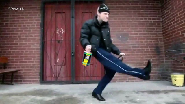 Джульетту? Кислотой!?