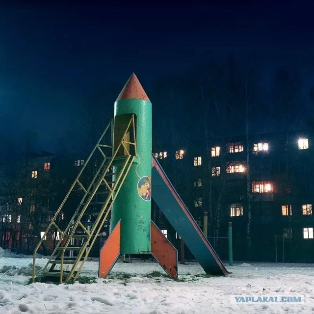 "Это тоже были галоши?" Репортаж с заброшенного завода «Учоптика»