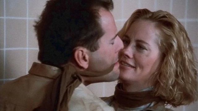 Как пропало и вернулось «Детективное агентство „Лунный свет”» — культовый сериал с Сибилл Шепард и Брюсом Уиллисом