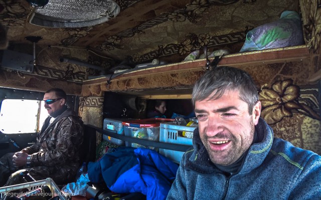 Сквозь тундру на ковре-вездеходе
