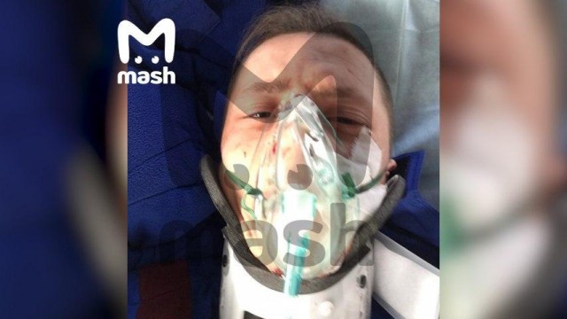 Москвич избил врача, который приехал на вызов к его ребенку в защитном костюме
