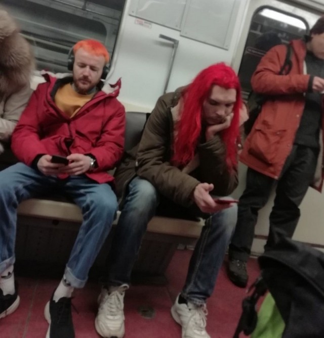Модники из нашего метрополитена
