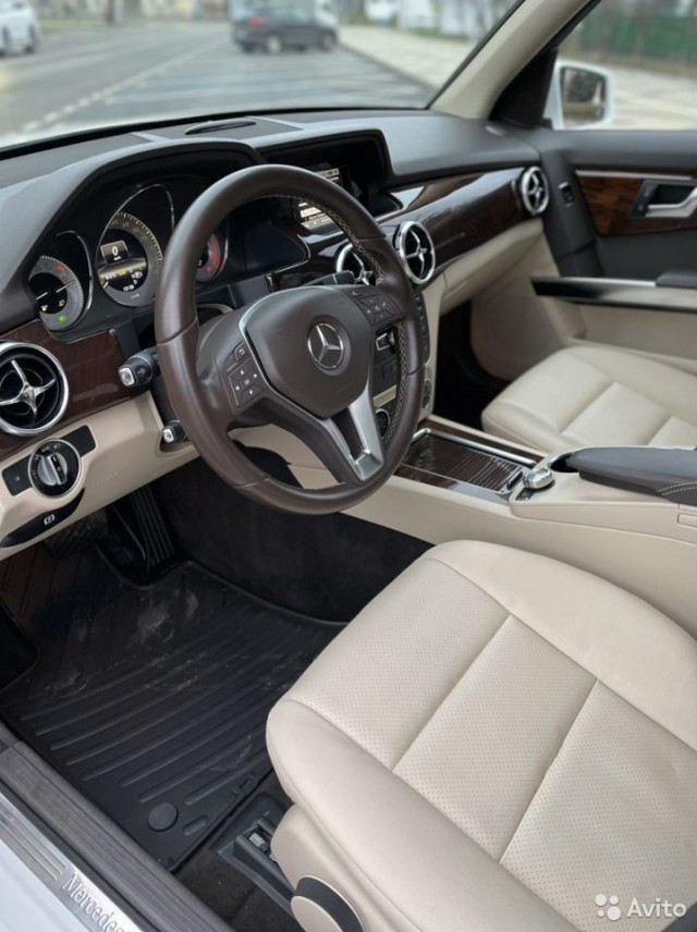 Какая цена на новый автомобиль для вас является максимальной?
