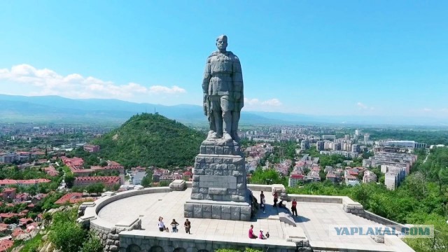 Ранняя весна в Трептов-парке. Фоторепортаж