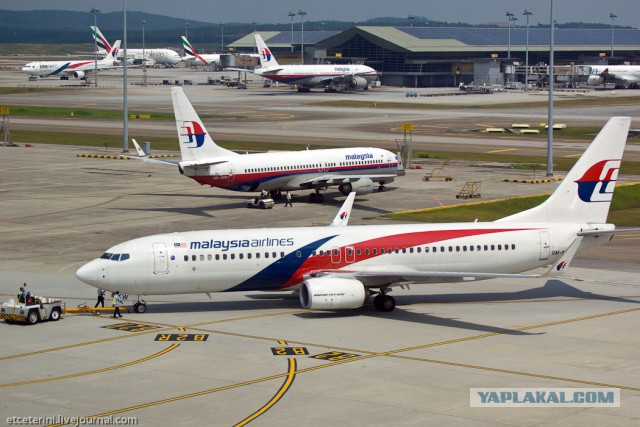 Нидерланды не будут рассекречивать документы по катастрофе MH17...