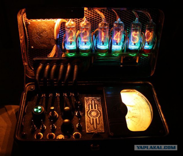Nixie clock: ламповые часы на индикаторах ИН-14 RGB