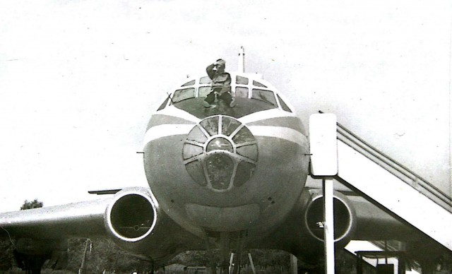 Ту-104