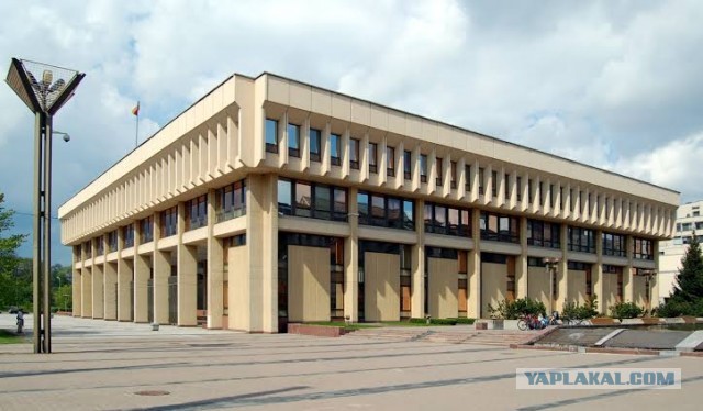Глава МИД Литвы призвал разбить Россию без «возможности оправиться»