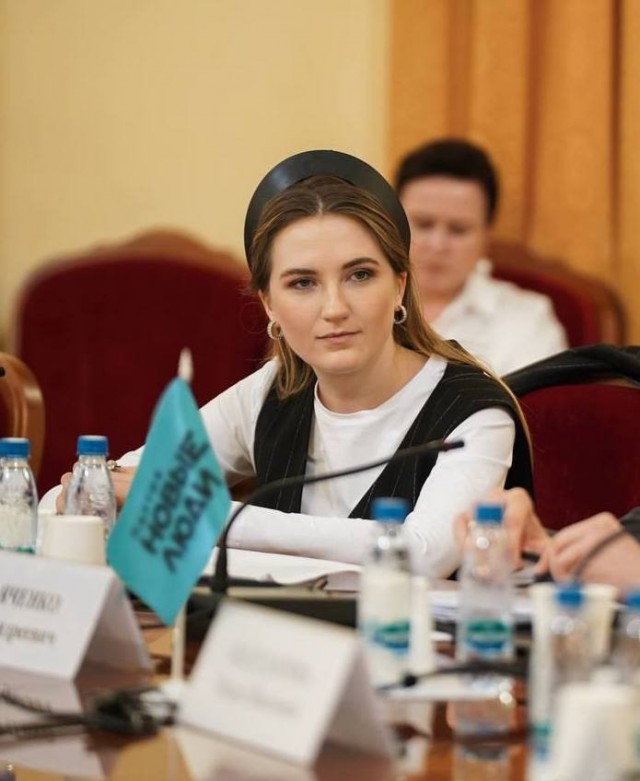 В партии «Новые люди» заявили, что у русских мужчин достаточно обязанностей и без сериалов.