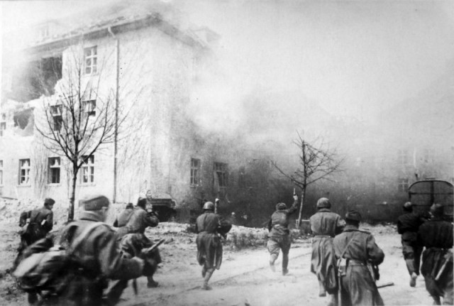 Великая Отечественная в фотографиях - 27