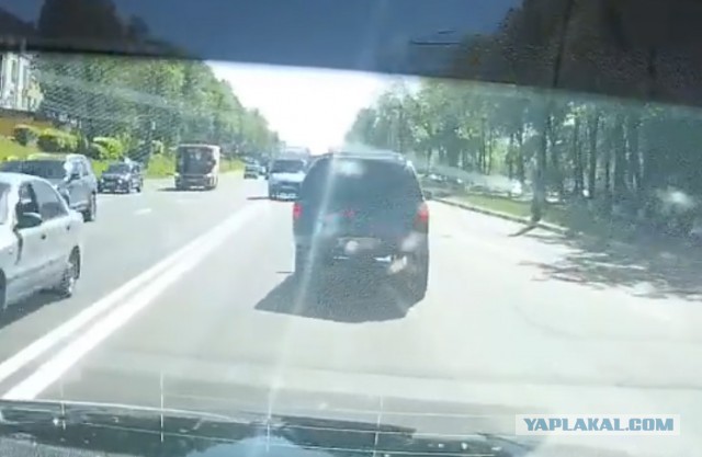 Участник массового ДТП в Нижнем Новгороде опубликовал видео аварии со своего регистратора