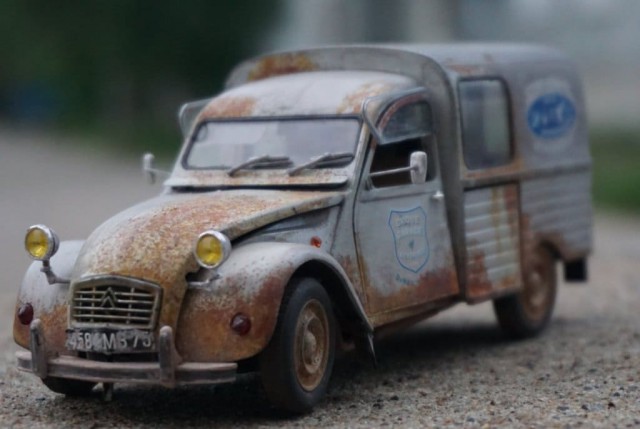 Сборка модели Citroen 2CV Fourgonnette