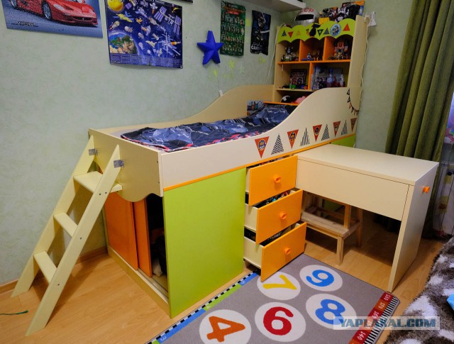 Детский спальный комплекс со столом