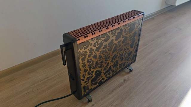 Есть ли у вас вещь из СССР, который вы до сих пор пользуетесь?