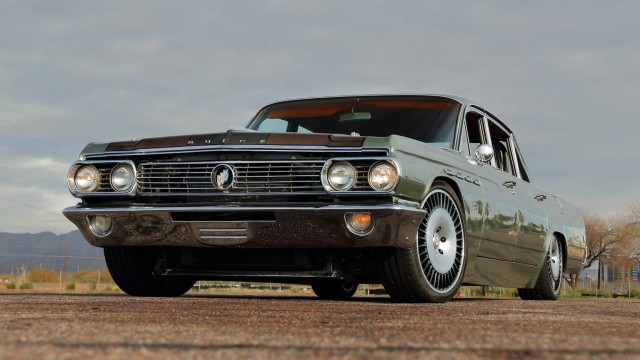 Электро-Buick Electra. Странных автофото пост