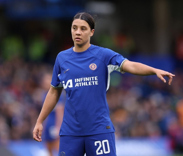 Полицейский, которого футболистка «Челси» Керр назвала «тупым белым», чувствовал себя «униженным». Он заявил об этом в суде