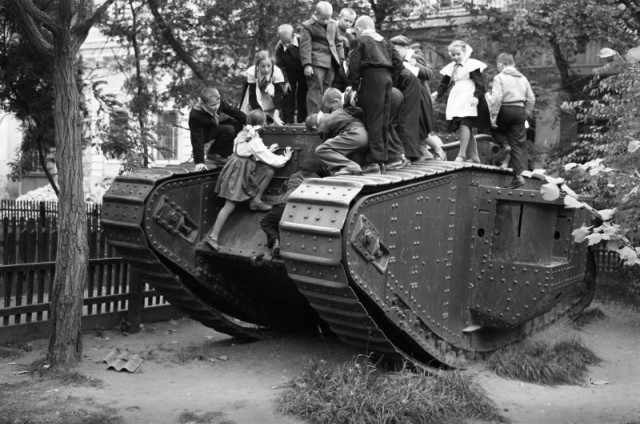 ​ Фотографии из прошлого нашей страны – 106