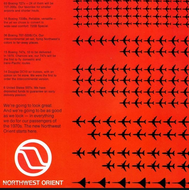 Момент крушения грузового самолета в международном аэропорту имени Мухаммеда Али в Луисвилле, США