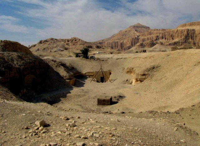 Самая большая гробница в Фивах египетского мага