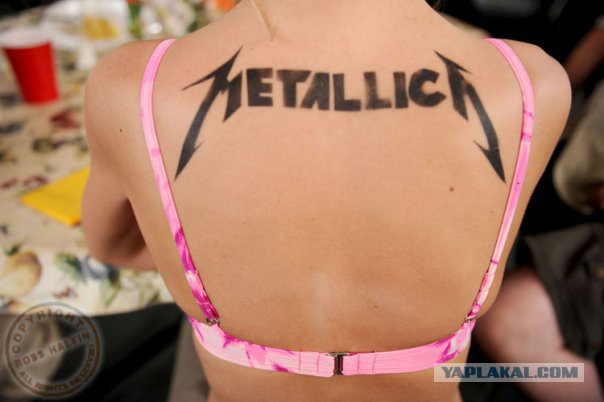 Попалась под руку метла