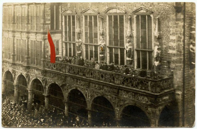 История в фотографиях