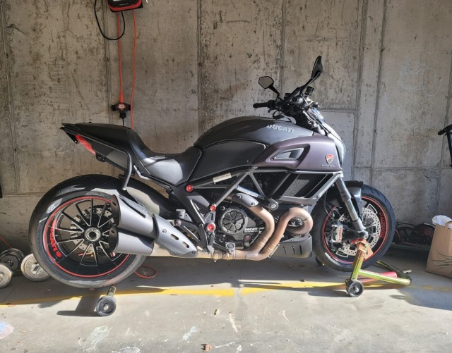 Ducati museo. Красивых мотоциклов пост