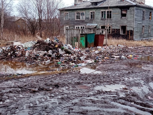 Глава Карелии показал столовую, в которой мобилизованных щедро кормят  красной икрой