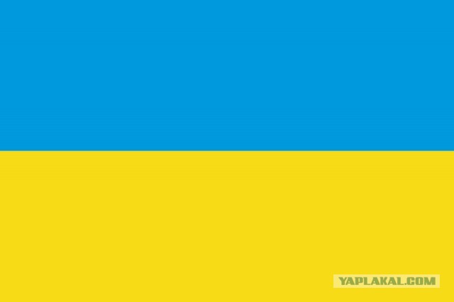 Телеканал Крым 24 показывает поврежденную часть Крымского моста, видео снято из вагона поезда