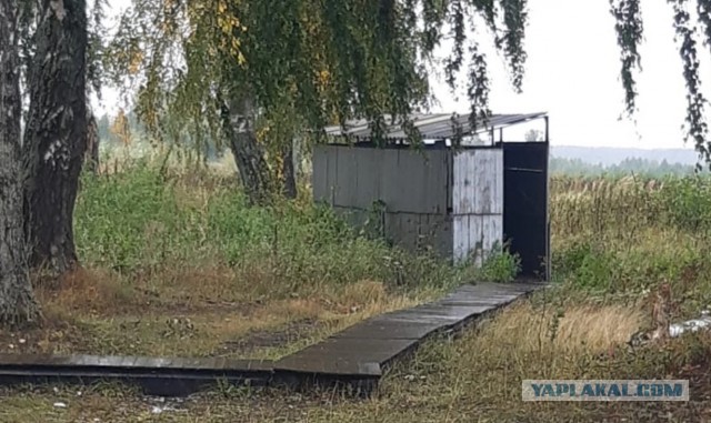 «Нас просто-напросто обманули»: челябинцев, рвущихся в зону СВО, отправили собирать тумбочки и кровати