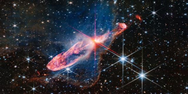 Time подвёл итоги работы самого большого космического телескопа "Джеймс Уэбб" и опубликовал самые красивые фото за этот год