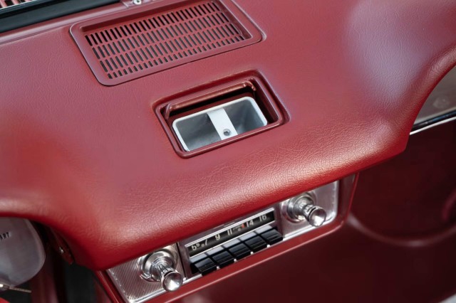 1963 Chevrolet Corvair Monza 900 Spyder. Автопятница №82