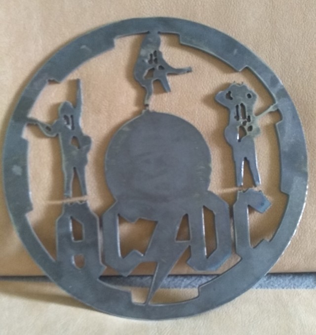 Ну, не выкидывать же..