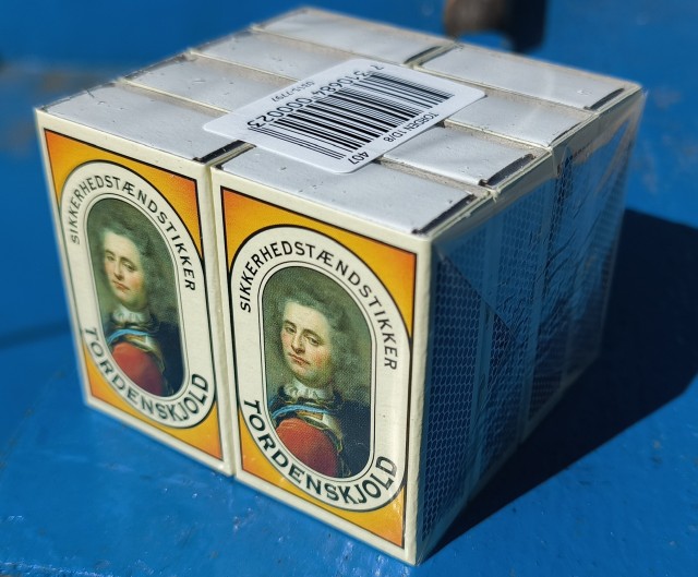 Кругом обман.