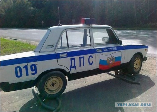 Непонятные люди в форме сотрудников ДПС