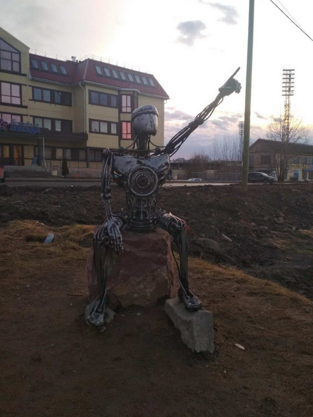 Несколько пикч ни о чём в понедельник