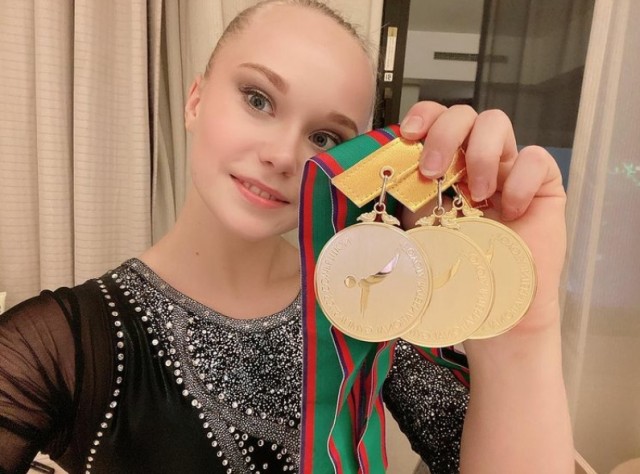 Спортивные девчата