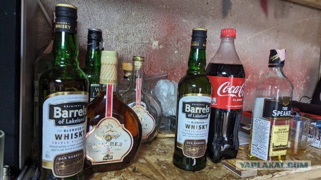 Магнитолы в гараже