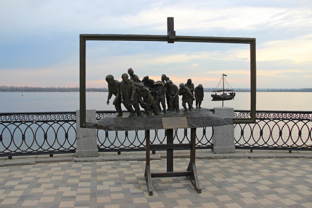 Интересные памятники вашего города