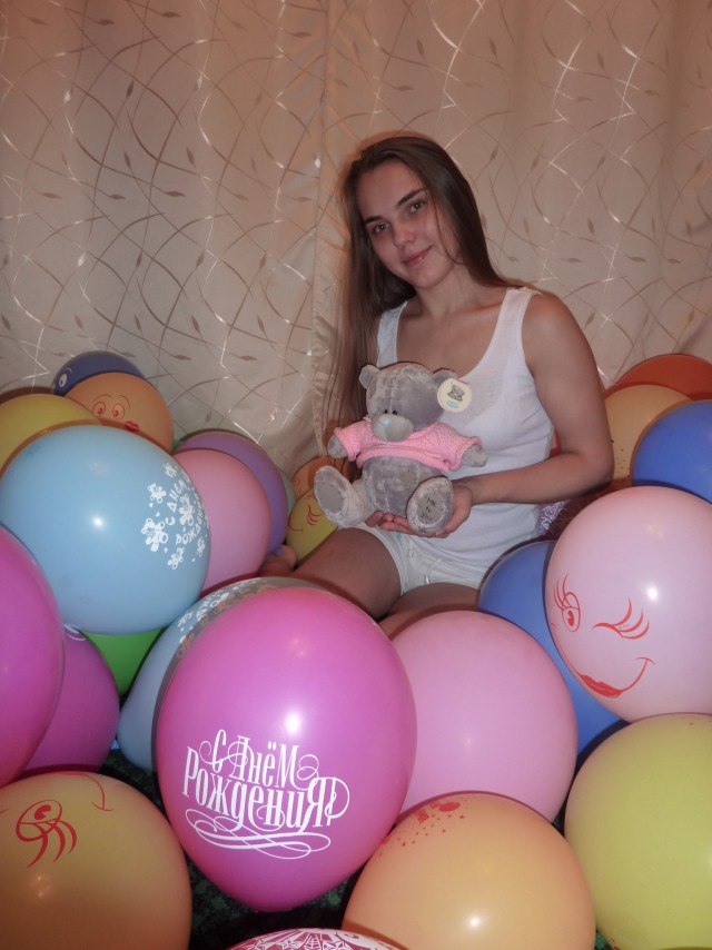 Девушки провинцию населяющие (гламурные) и настоящие