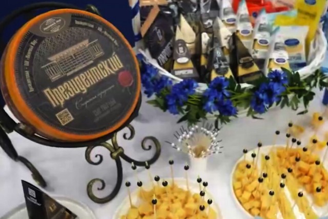 Лукашенко анонсировал подарок Путину