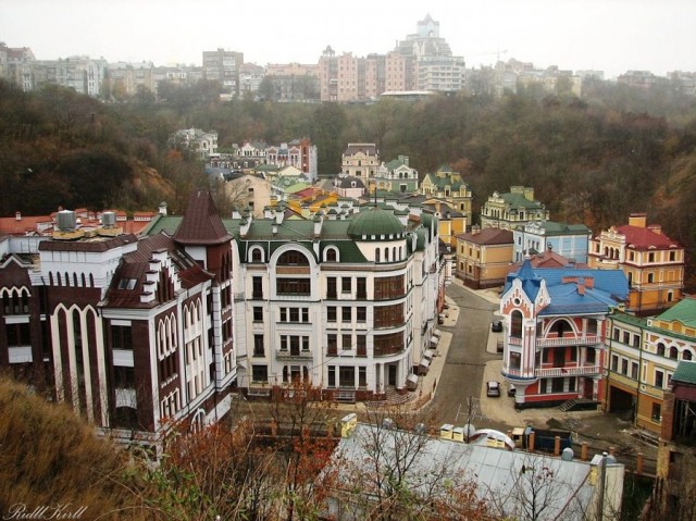 Город-призрак в центре Киева. Фоторепортаж