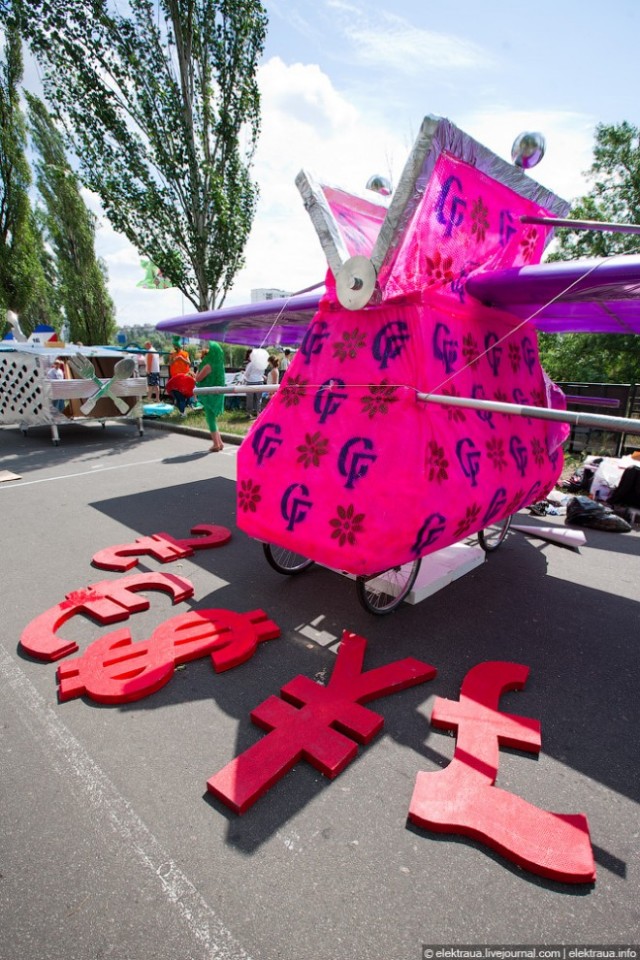 "Кузькина мать" и Red Bull Flugtag 2010