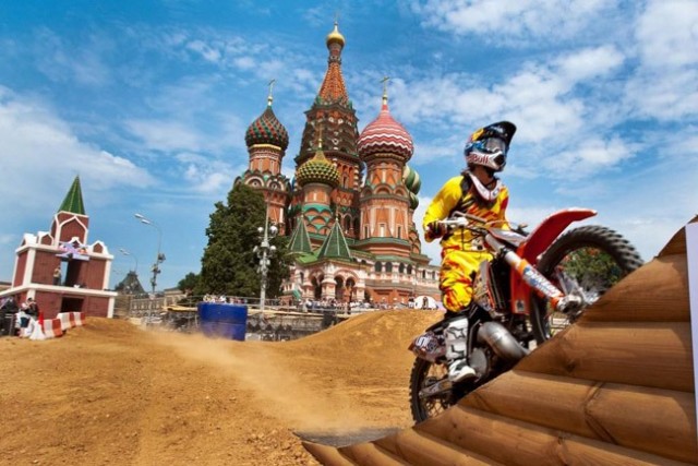 Red Bull X-Fighters на российской земле