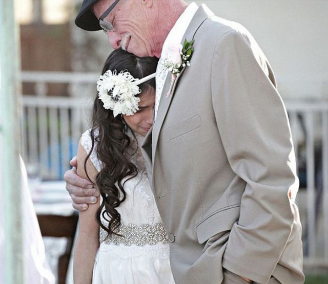 Он просто хотел побывать на свадьбе своей дочери