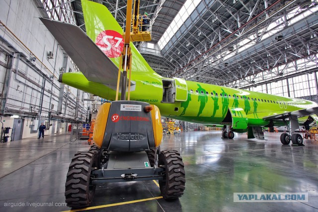 Установка sharklets на Airbus A-320 S7 Airlines.