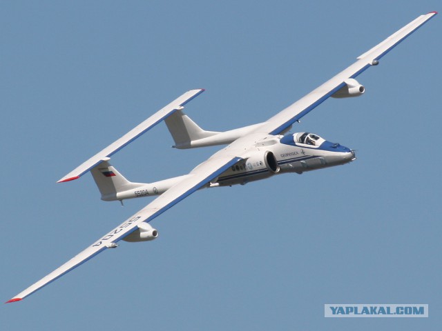 Российский самолет радиолокационного дозора А-100 совершил первый полет 