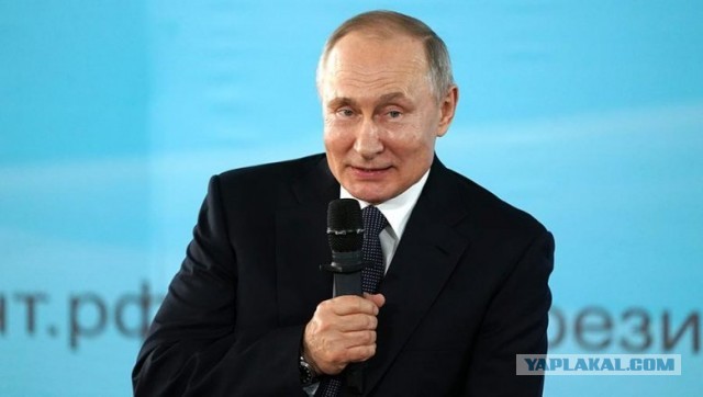 Путин дал правительству неделю на прекращение роста цен