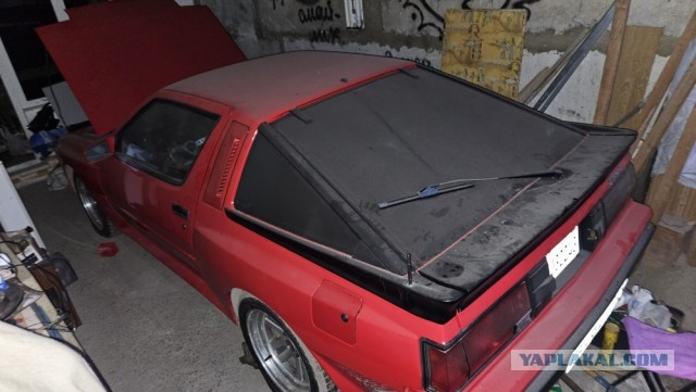 Собирают хлам по свалкам